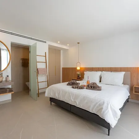 Luxury - Sunset Rooftop - Heated Pool - Outdoor Kitchen - Airconditioned Villa