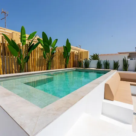 Luxury - Sunset Rooftop - Heated Pool - Outdoor Kitchen - Airconditioned Villa *