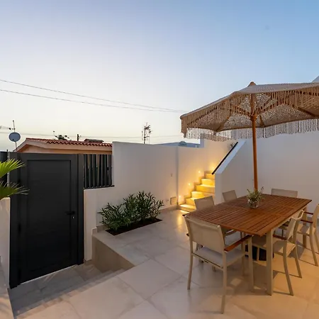 Luxury - Sunset Rooftop - Heated Pool - Outdoor Kitchen - Airconditioned Villa