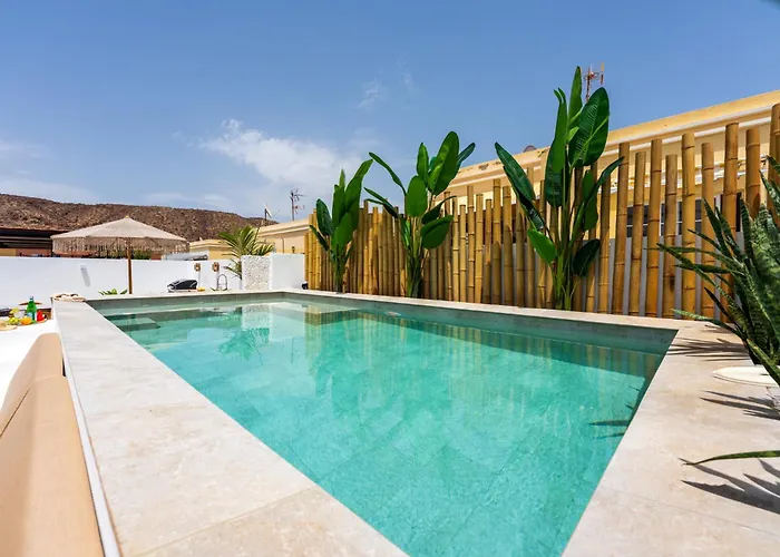 Luxury - Sunset Rooftop - Heated Pool - Outdoor Kitchen - Airconditioned