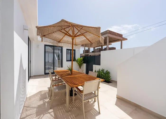 Luxury - Sunset Rooftop - Heated Pool - Outdoor Kitchen - Airconditioned