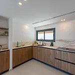 Luxury - Sunset Rooftop - Heated Pool - Outdoor Kitchen - Airconditioned Vila