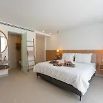 Luxury - Sunset Rooftop - Heated Pool - Outdoor Kitchen - Airconditioned Vila