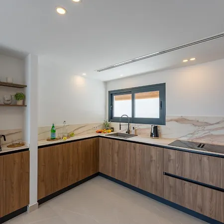 Luxury - Sunset Rooftop - Heated Pool - Outdoor Kitchen - Airconditioned Βίλα