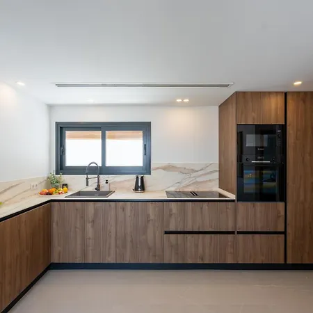 Luxury - Sunset Rooftop - Heated Pool - Outdoor Kitchen - Airconditioned Villa *