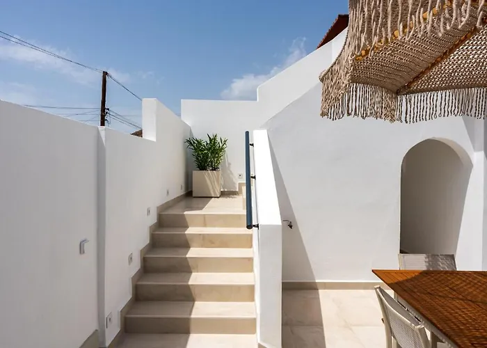 Luxury - Sunset Rooftop - Heated Pool - Outdoor Kitchen - Airconditioned Villa